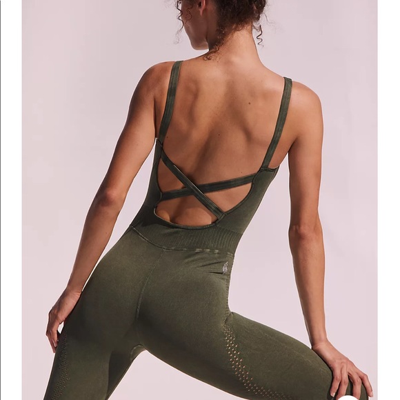 NWOT Free People Movement Good Karma Onesie In Vintage Secret Moss - Picture 6 of 12